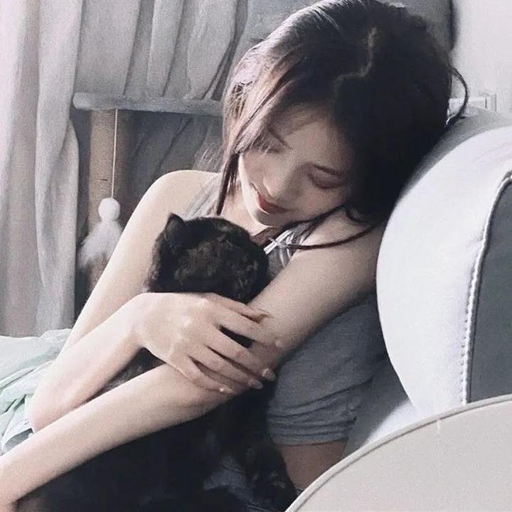 屏住呼吸:挑战冰潜纪录